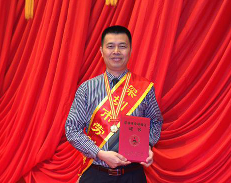 勞動創(chuàng)造幸福！全國勞動模范劉中華：設計“鳥巢”鋼結構一戰(zhàn)成名！