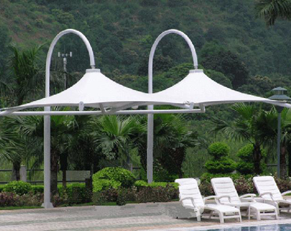 膜結(jié)構(gòu)景觀雨陽傘面對突發(fā)性自然狀況該如何預(yù)防？