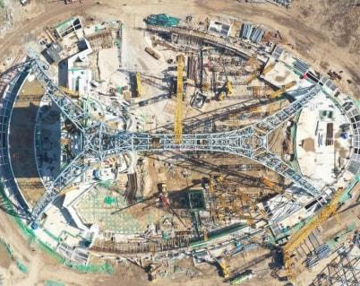 亞洲最大跨度！青島東方伊甸園項目主場館鋼結構順利合攏