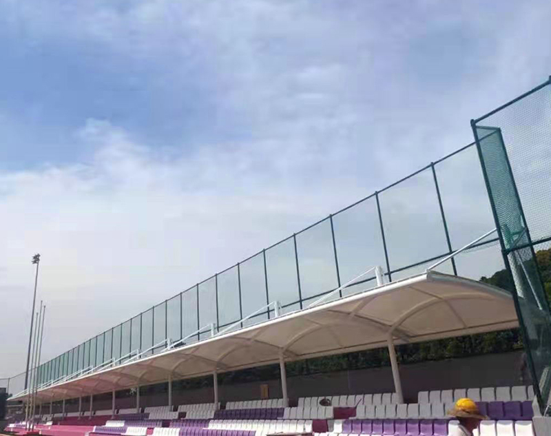佛蘭空間膜結(jié)構(gòu)公司在廣州市增城區(qū)某學(xué)校操場(chǎng)膜結(jié)構(gòu)看臺(tái)工程圓滿驗(yàn)收！